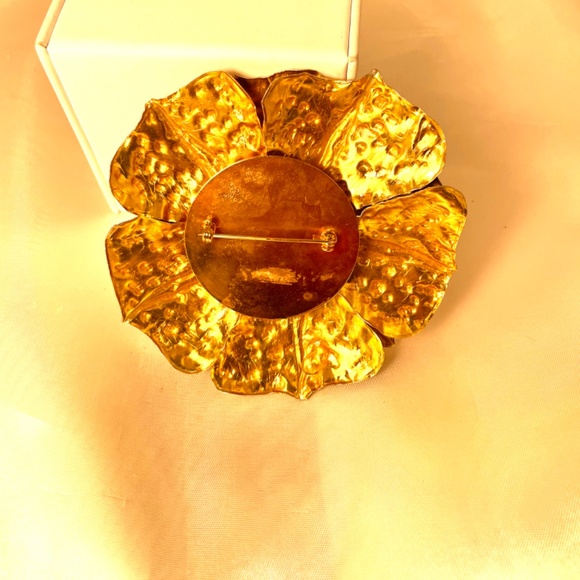 Geoffrey Beene Handmade runway pin & ec set w/ faux pearl rhinestone FINAL PRICE - Picture 5 of 7